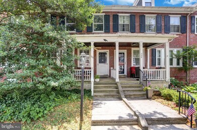 722 Wayne Ave, Reading, PA 19611 - photo 2