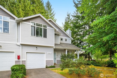 4748 Lakeshore Ln SE unit B, Olympia, WA 98513 - photo 2