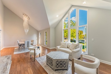 120 Pratt Blvd, Roselle, IL 60172 - photo 4