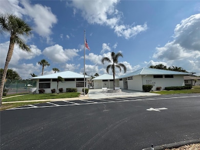 Clubhouse, Fitness Center, swimming Pool, Pickleball, Tennis courts