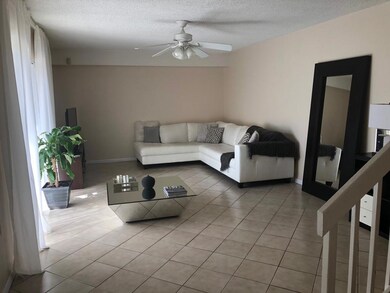 Living room 1