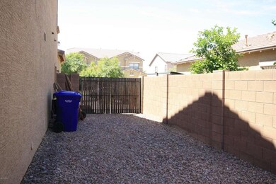 Side Yard - Gate