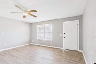 903 Waverly Rd, Mountain Home, AR 72653 - photo 6