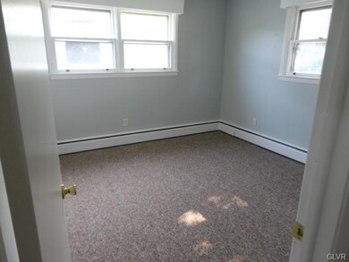 1157 S Krocks Rd, Allentown, PA 18106 - photo 7