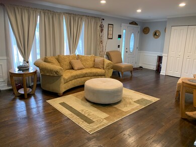 18042 Vista Dr, Country Club Hills, IL 60478 - photo 3