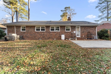 543 Faulconer Cir, Tappahannock, VA 22560 - photo 2