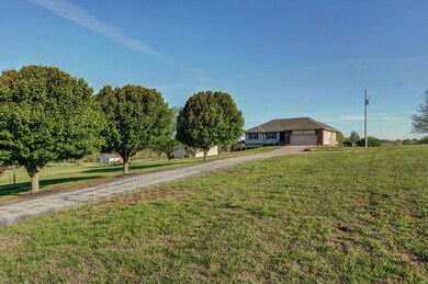 10071 W Farm Rd 48-22 (2)