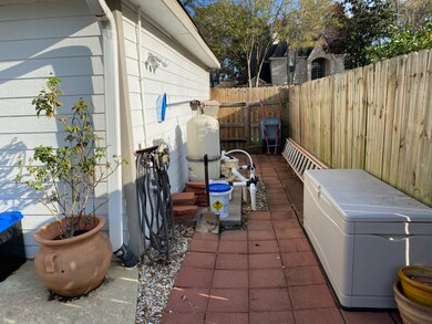 7730 Club Lake Dr, Houston, TX 77095 - photo 5