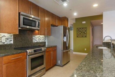 beautiful large kitchen