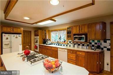 782 Sawmill Rd, Hedgesville, WV 25427 - photo 7