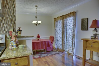 3717 Mazewood Ln, Fairfax, VA 22033 - photo 6