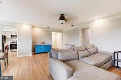 8060 Stonewall Brigade Ct unit 101, Manassas, VA 20109 - photo 4