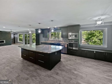 6095 Blackberry Ln, Buford, GA 30518 - photo 4