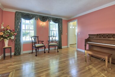 2 Breezy Point Rd, Acton, MA 01720 - photo 5