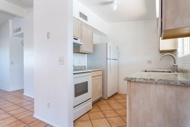7540 N. Meredith-6496-Edit