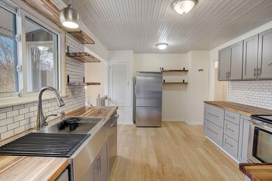 9-web-or-mls-Toma Rd-009