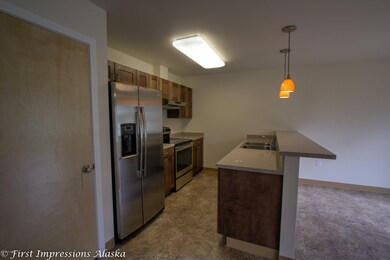 Kitchen with Breakfast Bar