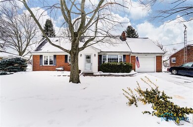 252 Jackson St, Elmore, OH 43416 - photo 3