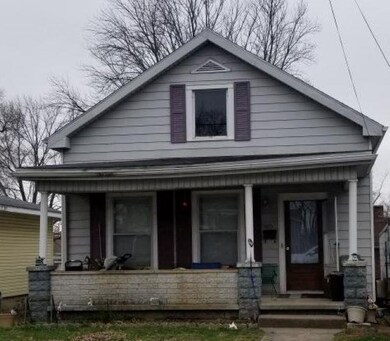 405 E Flora St, Washington, IN 47501 - photo 2