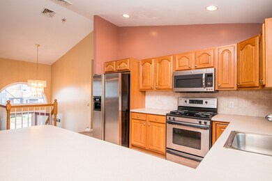 34 Atlas St, Fairhaven, MA 02719 - photo 7