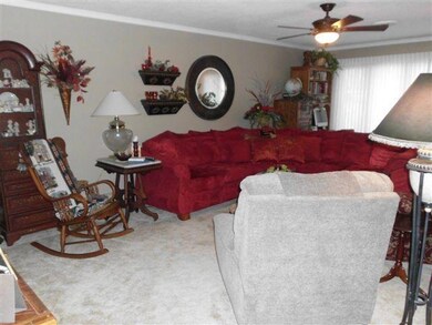 Living room v 1