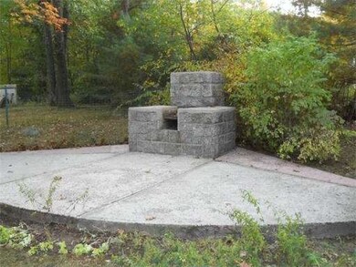 17 Woodland Ave, Milford, MA 01757 - photo 4