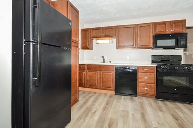 1120 Warwick Rd, Whiteland, IN 46184 - photo 6