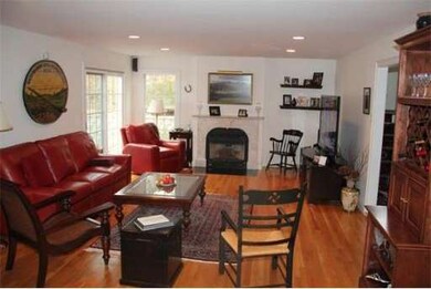 3 Cedar St, Wellesley Hills, MA 02481 - photo 6