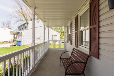 6584 Merry Ln, Columbus, OH 43229 - photo 3