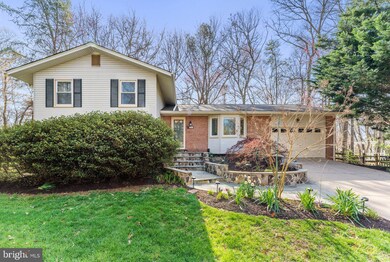 2467 Freetown Dr, Reston, VA 20191 - photo 2