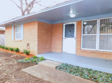 1918 Mohican St, Denton, TX 76209 - photo 3