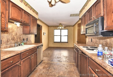 8418 N 117th East Ave, Owasso, OK 74055 - photo 7