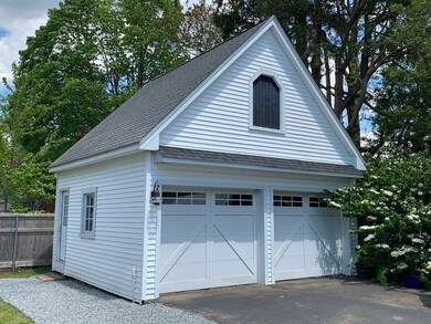 33 Beach Rd, Bristol, RI 02809 - photo 3