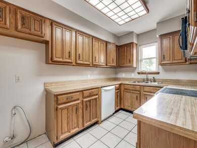 2 W Meadow Ln, Bedford, TX 76021 - photo 5