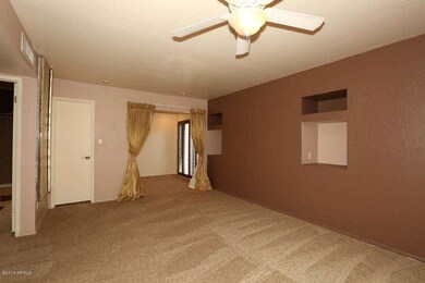 Master Bedroom2