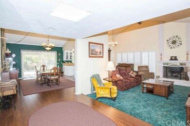 Continuing from the entryway into the living room 