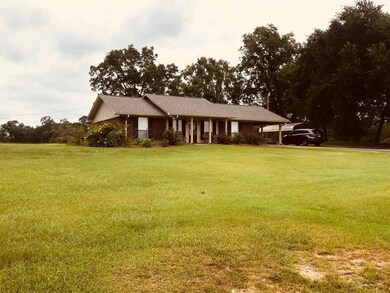15 Katie Ln, Laurel, MS 39443 - photo 2