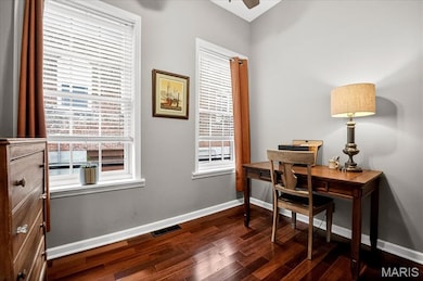 1010 Allen Ave unit Rear/Carriage House, Saint Louis, MO 63104 - photo 7