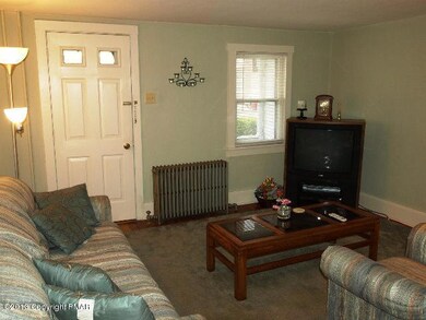 107 W Ridge St, Lansford, PA 18232 - photo 3
