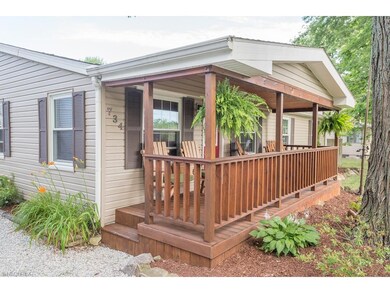 734 Alameda Ave, Sheffield Lake, OH 44054 - photo 4