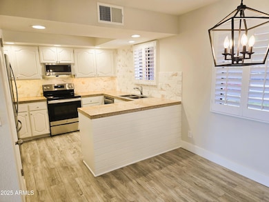 4303 E Cactus Rd unit 135, Phoenix, AZ 85032 - photo 2