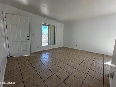 834 N Cherry unit 202, Mesa, AZ 85201 - photo 4