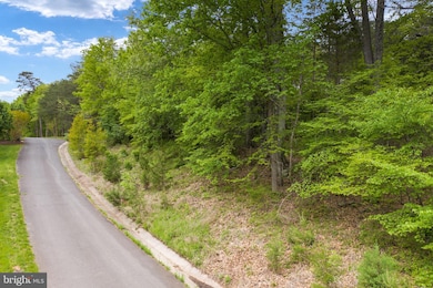 5400 Chandley Farm Ct, Centreville, VA 20120 - photo 6