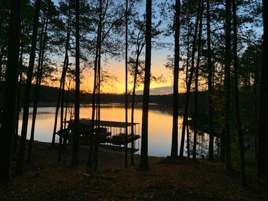 907 Patriots Point, Mc Cormick, SC 29835 - photo 5