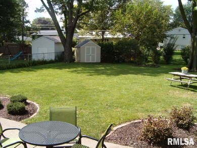 2644 N Fillmore St, Davenport, IA 52804 - photo 7