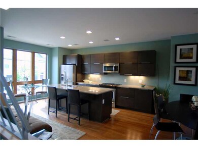 1835 Wharton St unit 48, Pittsburgh, PA 15203 - photo 3