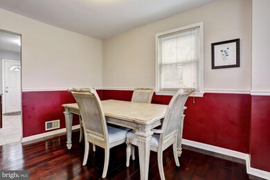 9911 Dubarry St, Glenn Dale, MD 20769 - photo 6