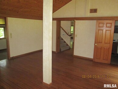 18286 Backbone Rd W, Princeton, IL 61356 - photo 3