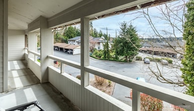 23405 Lakeview Dr unit H306, Mountlake Terrace, WA 98043 - photo 4
