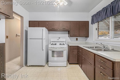 1565 Regene St, Westland, MI 48186 - photo 4